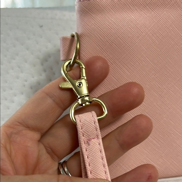 Pink Floral Wristlet Clutch 3D flower design - Picture 3 of 6